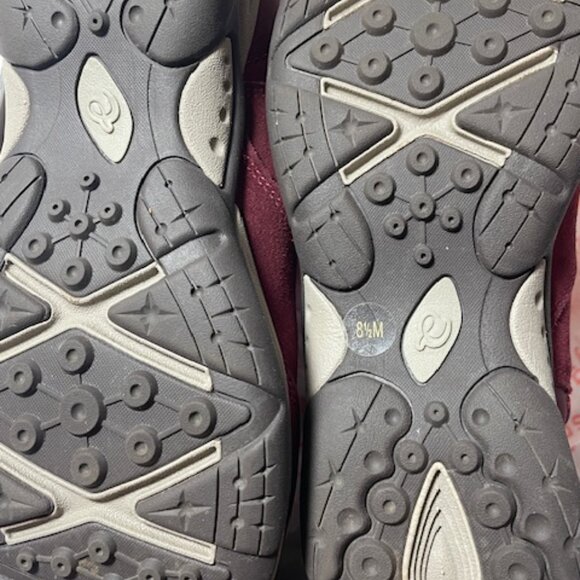 Easy Spirit Side Zip Boots 8.5M  New Red - Picture 3 of 5